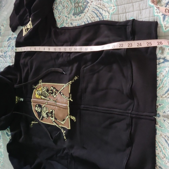 Spooky Skeleton Dancing Sweatshirt 30 Morbid Minutes from Rooster Teeth - Picture 6 of 7